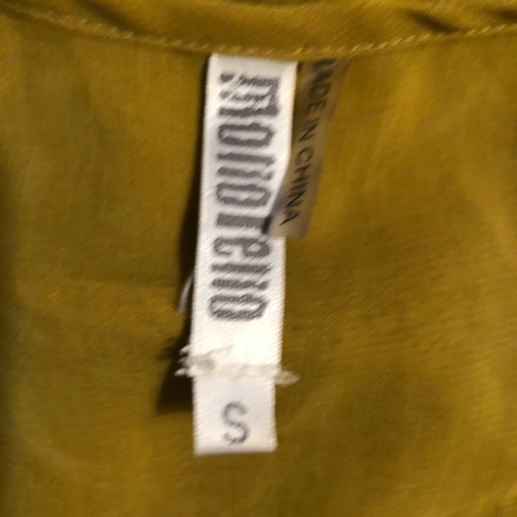 Monoreno sheer layered short sleeve tunic S - Picture 3 of 6